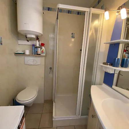 Climatise 3 Etoiles Proche Thermes Et Etang, Animaux Admis - Fr-1-503-26